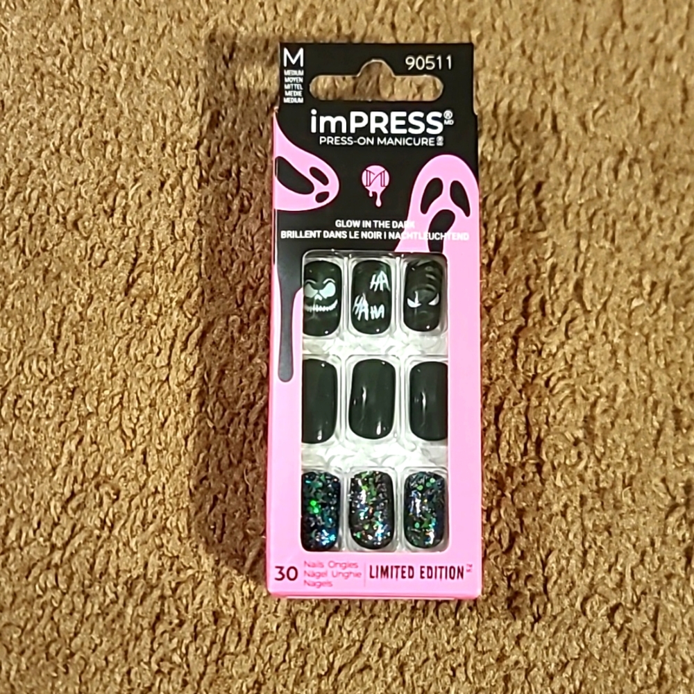 imPRESS press-on/glue on nails